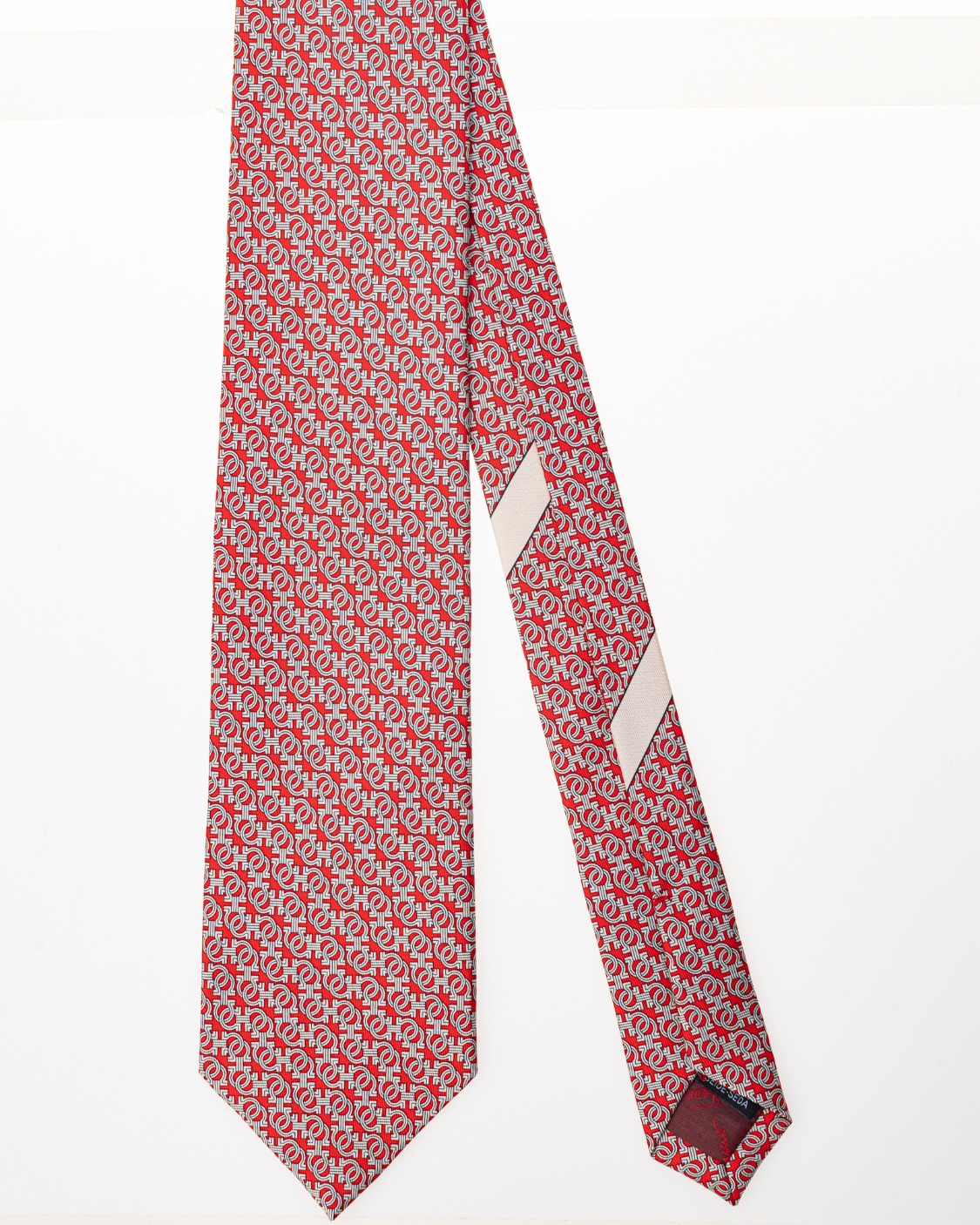 shop SALVATORE FERRAGAMO  Cravatta: Salvatore Ferragamo cravatta in jacquard di seta.
Decorata da un pattern di mini loghi intrecciati.
Fondo a 7 cm.
Composizione: 100% seta.
Made in Italy.. 350493 4 OSCAR-005 749806 number 7726813
